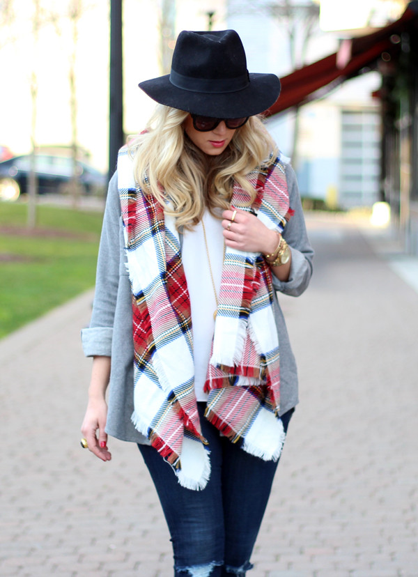 Red-Plaid-Scarf