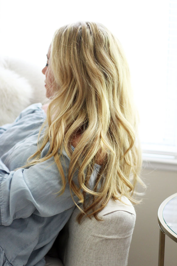 Blonde-Hair-Beachy-Waves-Pantene-Summer-Hair-Care-Tips