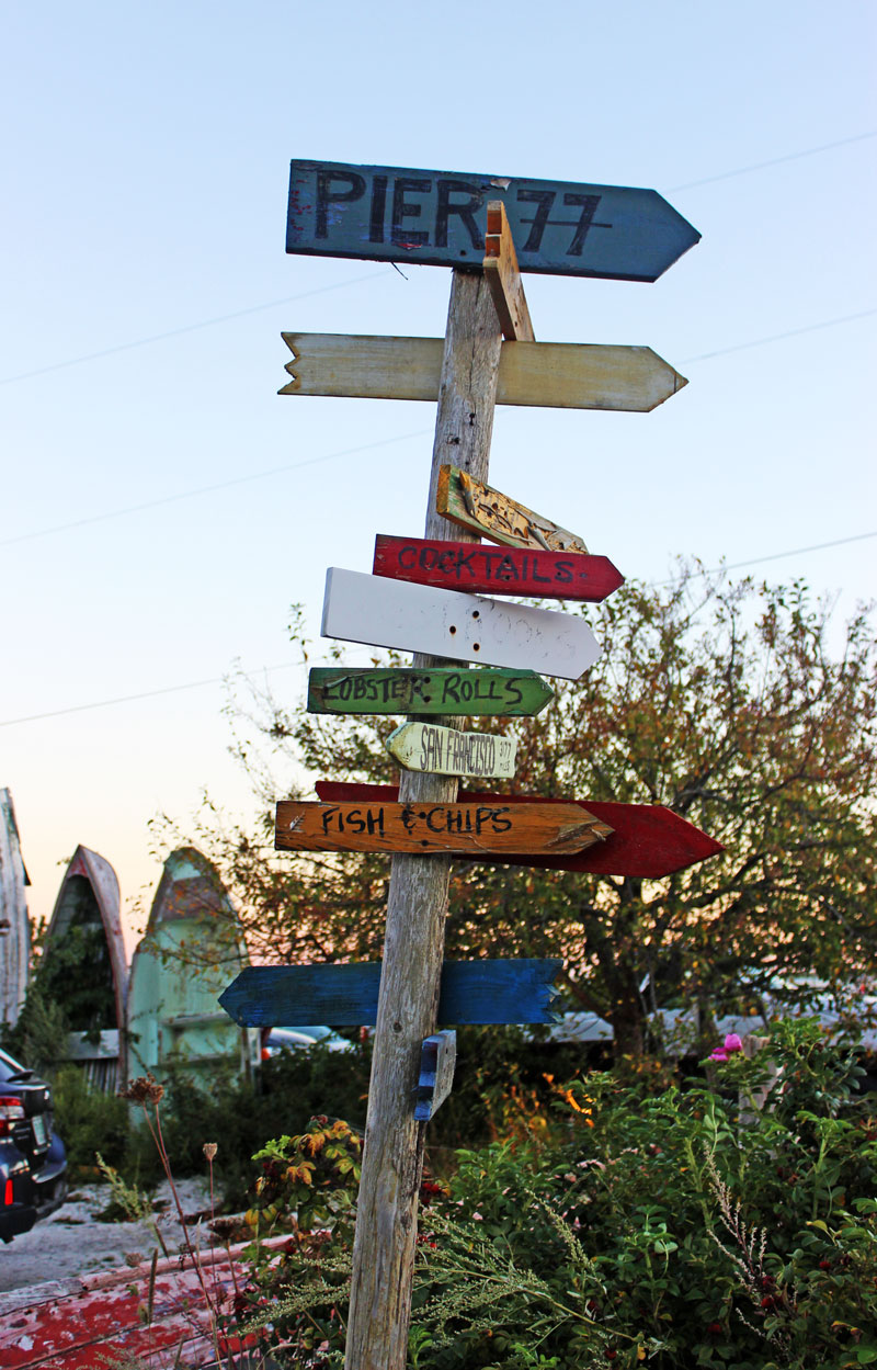 kennebunkport-maine-signs